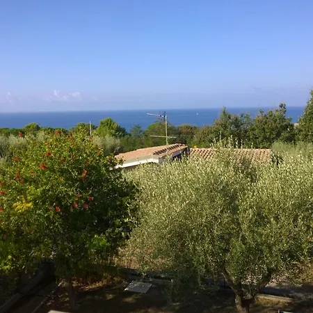 La Scogliera Del Capo Ferienhaus